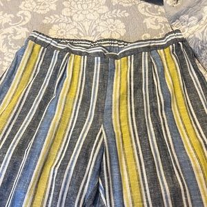 Melissa Paige capri pants